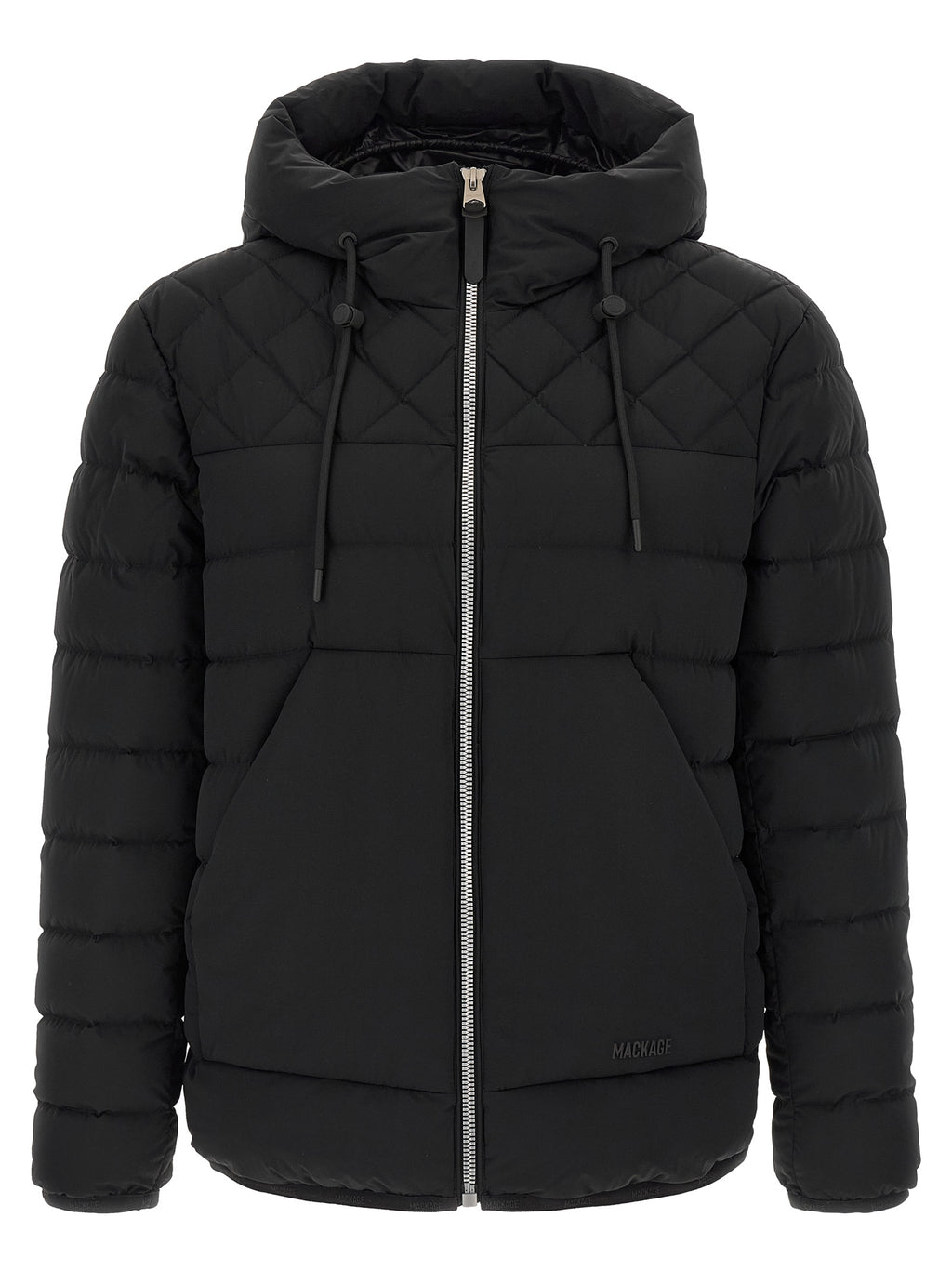 MACKAGE striukė