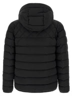 MACKAGE striukė