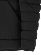 MACKAGE striukė