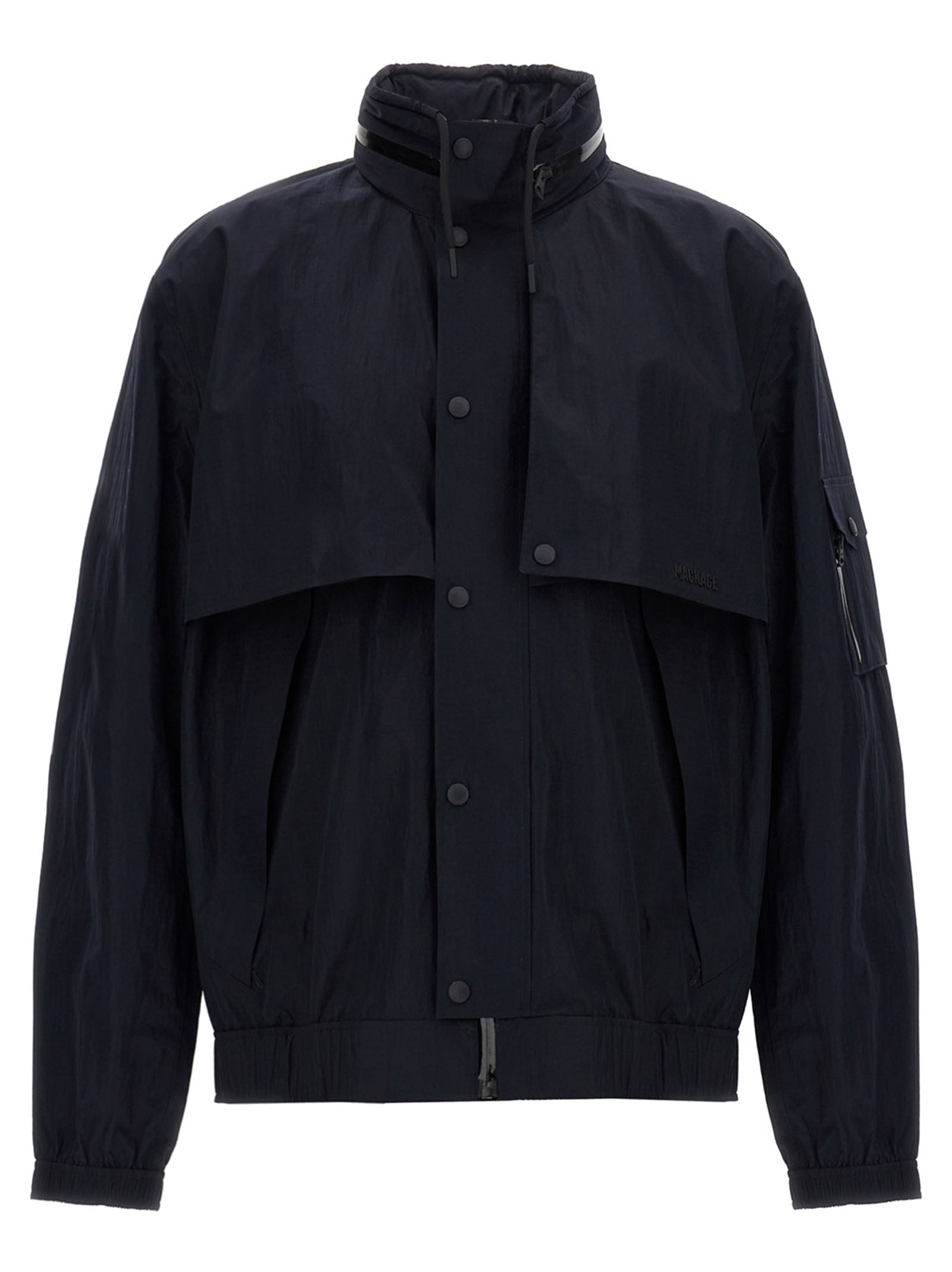 MACKAGE striukė