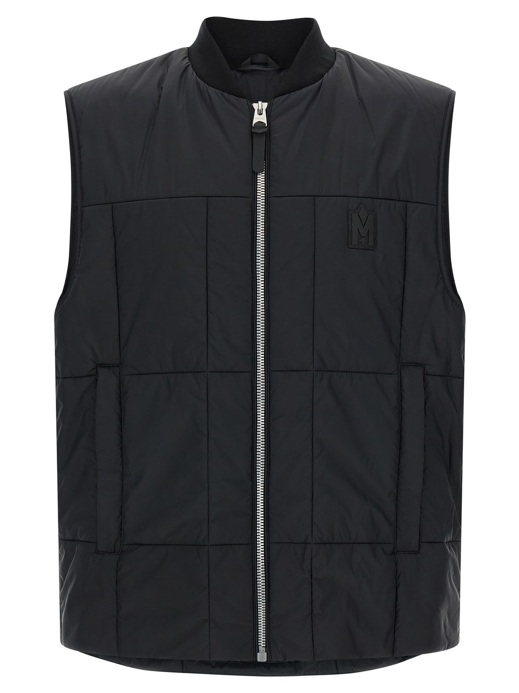 MACKAGE striukė