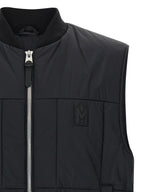 MACKAGE striukė