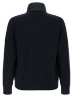 MACKAGE striukė