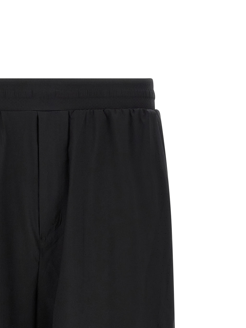 Y-3 šortai