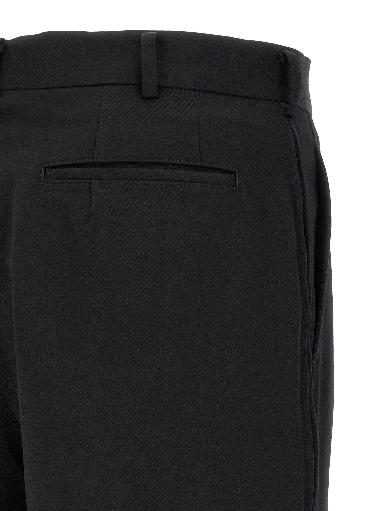 COMME DES GARÇONS šortai