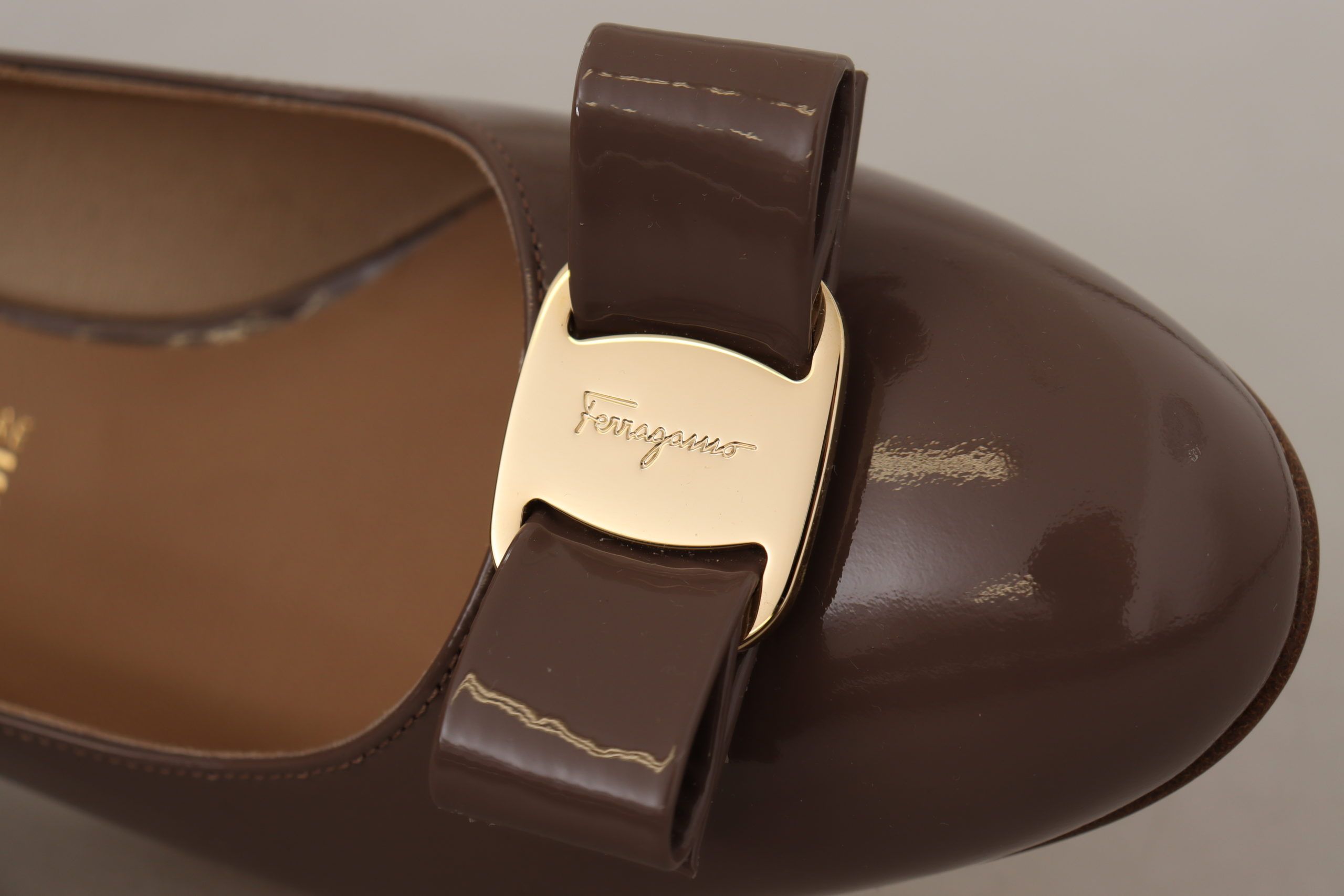 SALVATORE FERRAGAMO aukštakulniai