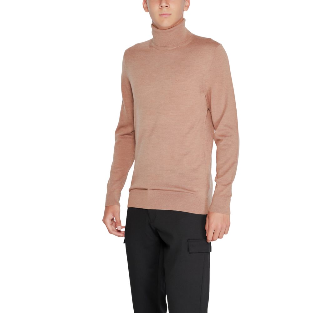 CALVIN KLEIN megztinis
