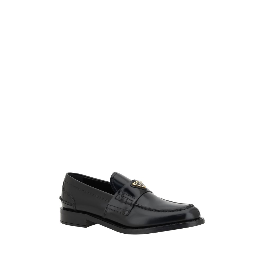PRADA loferiai