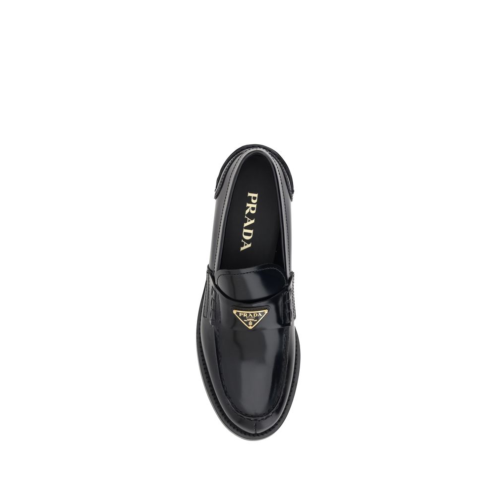 PRADA loferiai