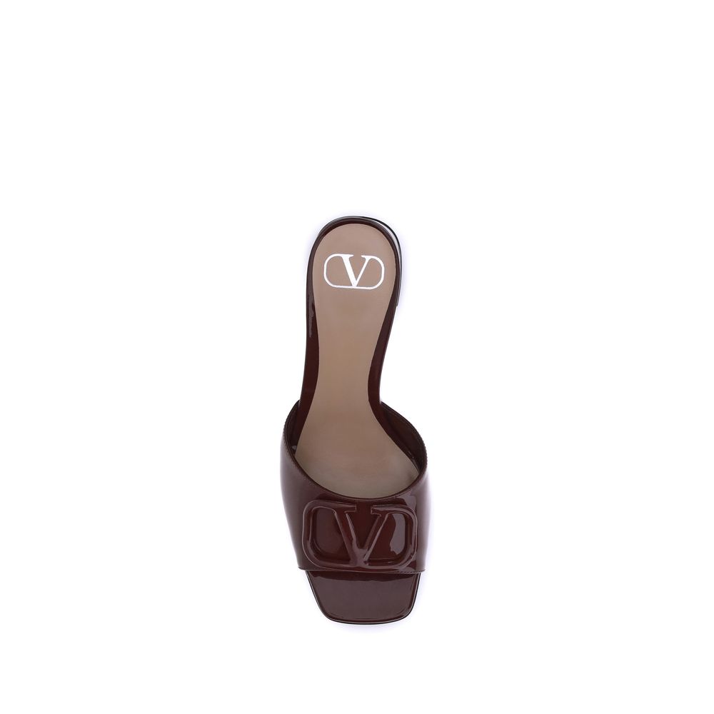 VALENTINO GARAVANI sandalai