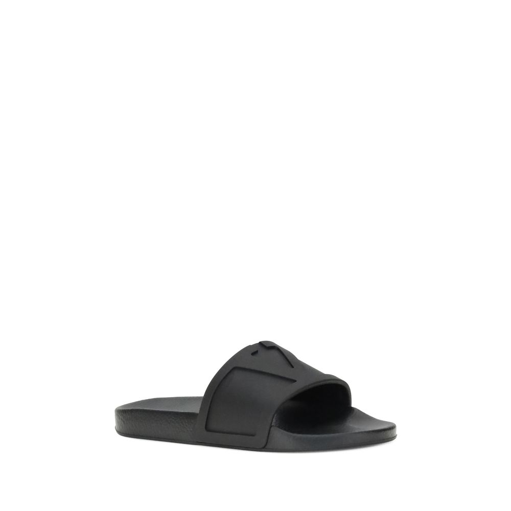 VALENTINO GARAVANI sandalai