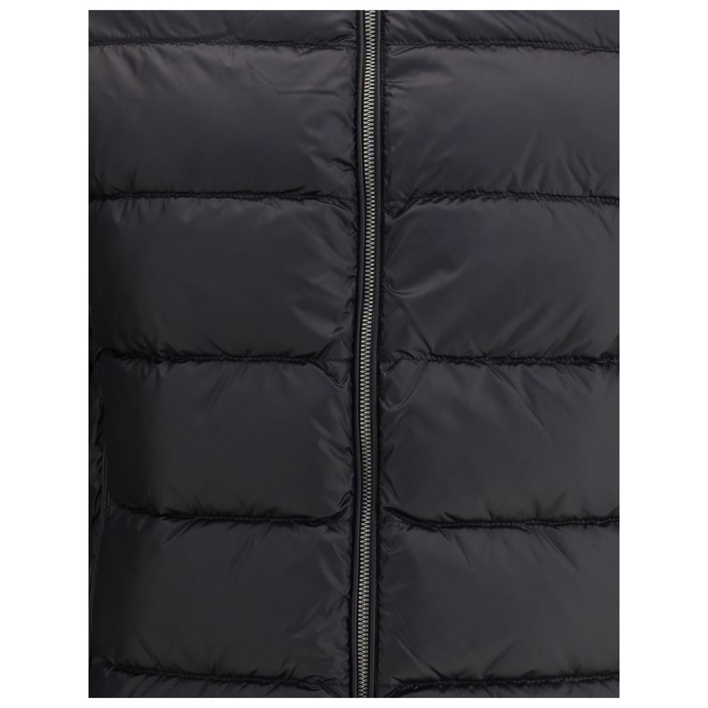 PARAJUMPERS striukė