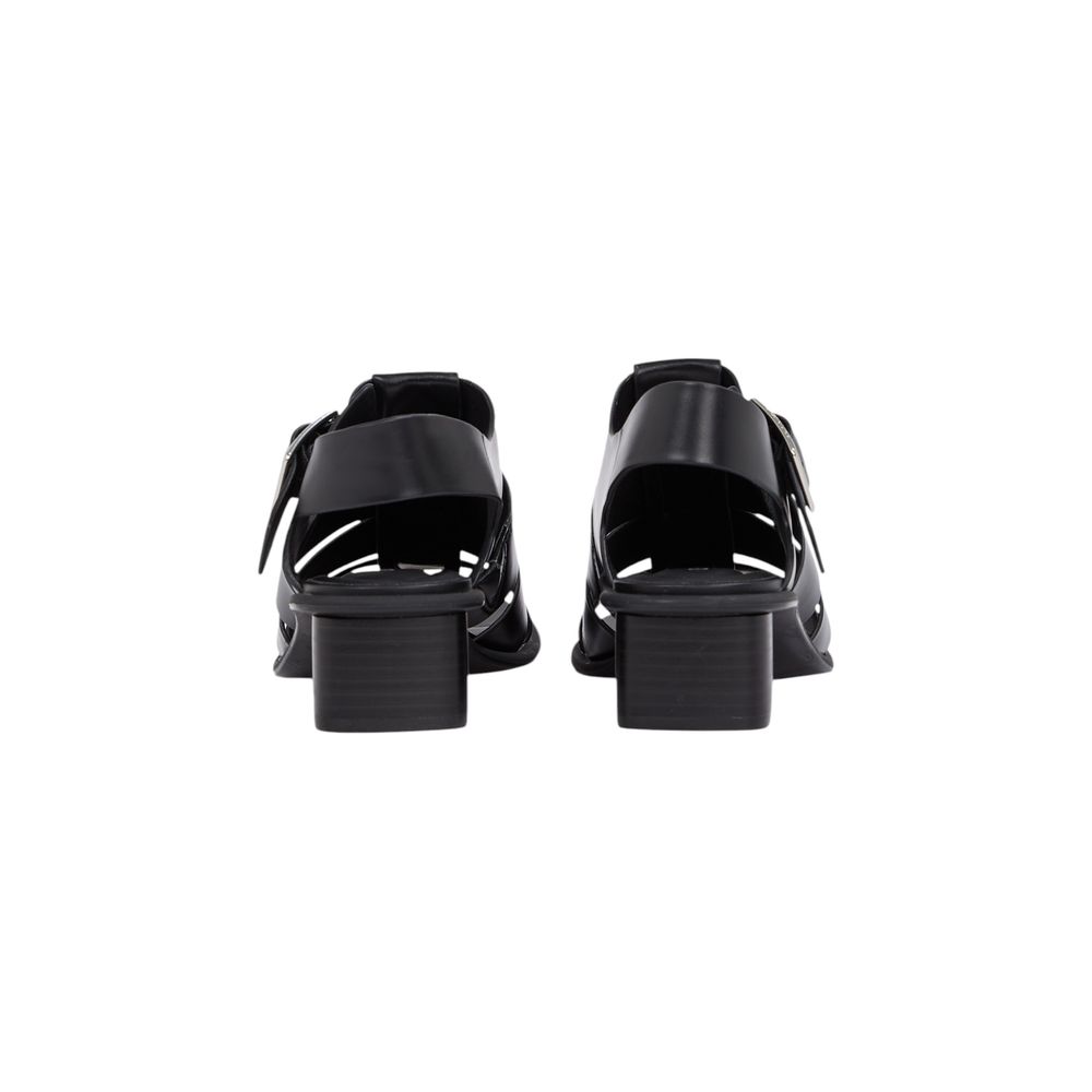 CALVIN KLEIN JEANS sandalai