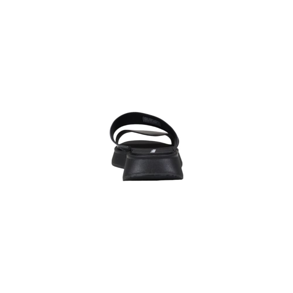 CALVIN KLEIN JEANS sandalai