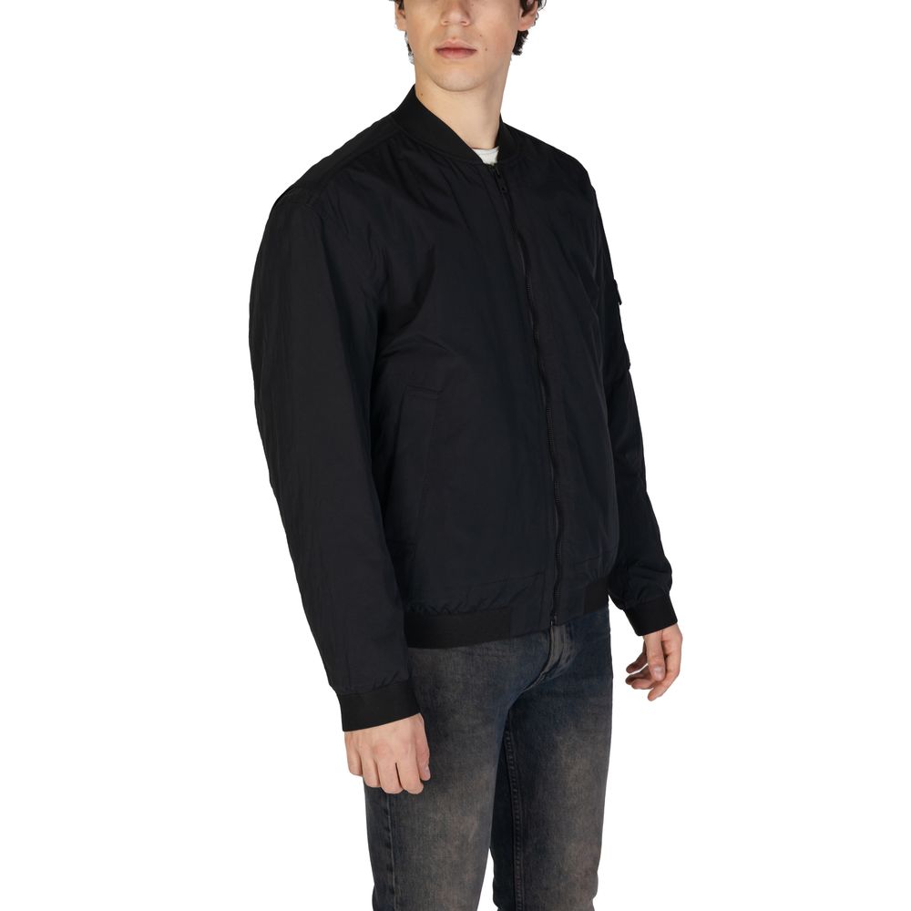 HUGO BOSS striukė