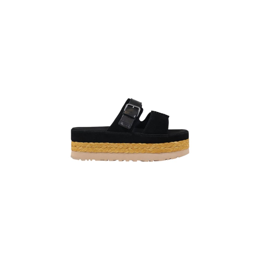 UGG sandalai