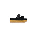 UGG sandalai