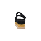 UGG sandalai