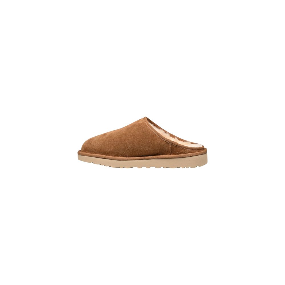 UGG tapkės