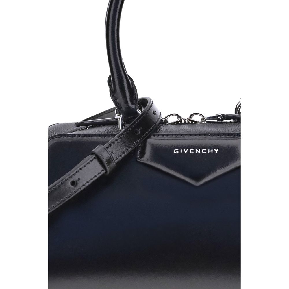 GIVENCHY rankinė