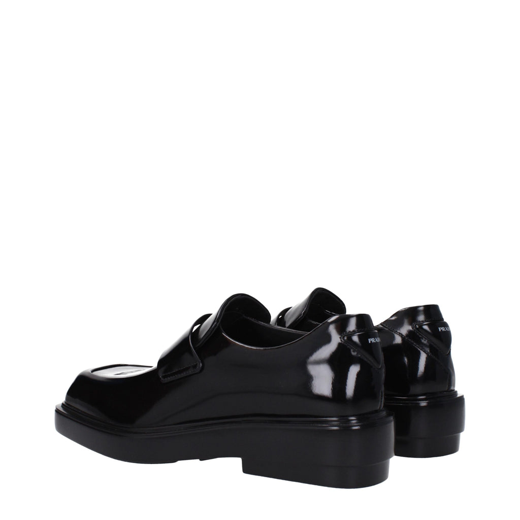 PRADA loferiai