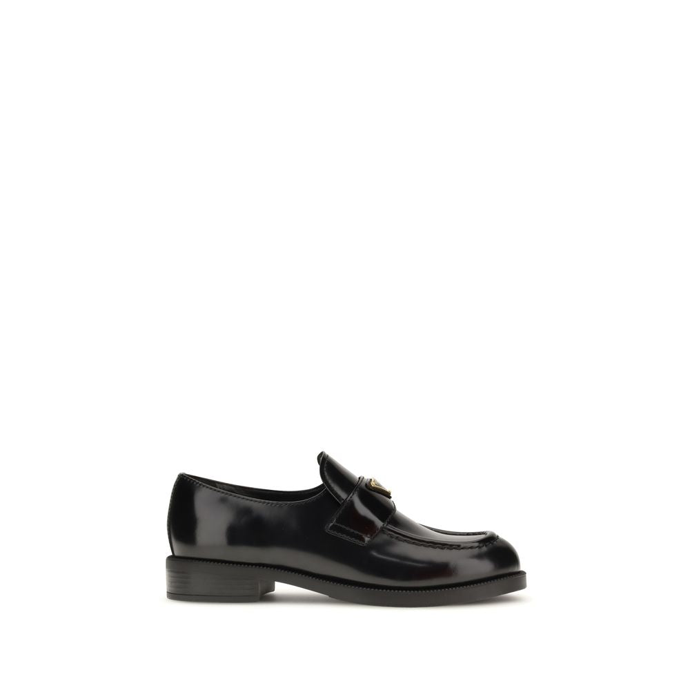 PRADA loferiai