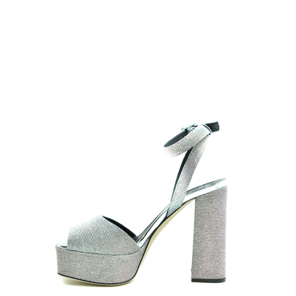 Giuseppe Zanotti Moteriškos basutės