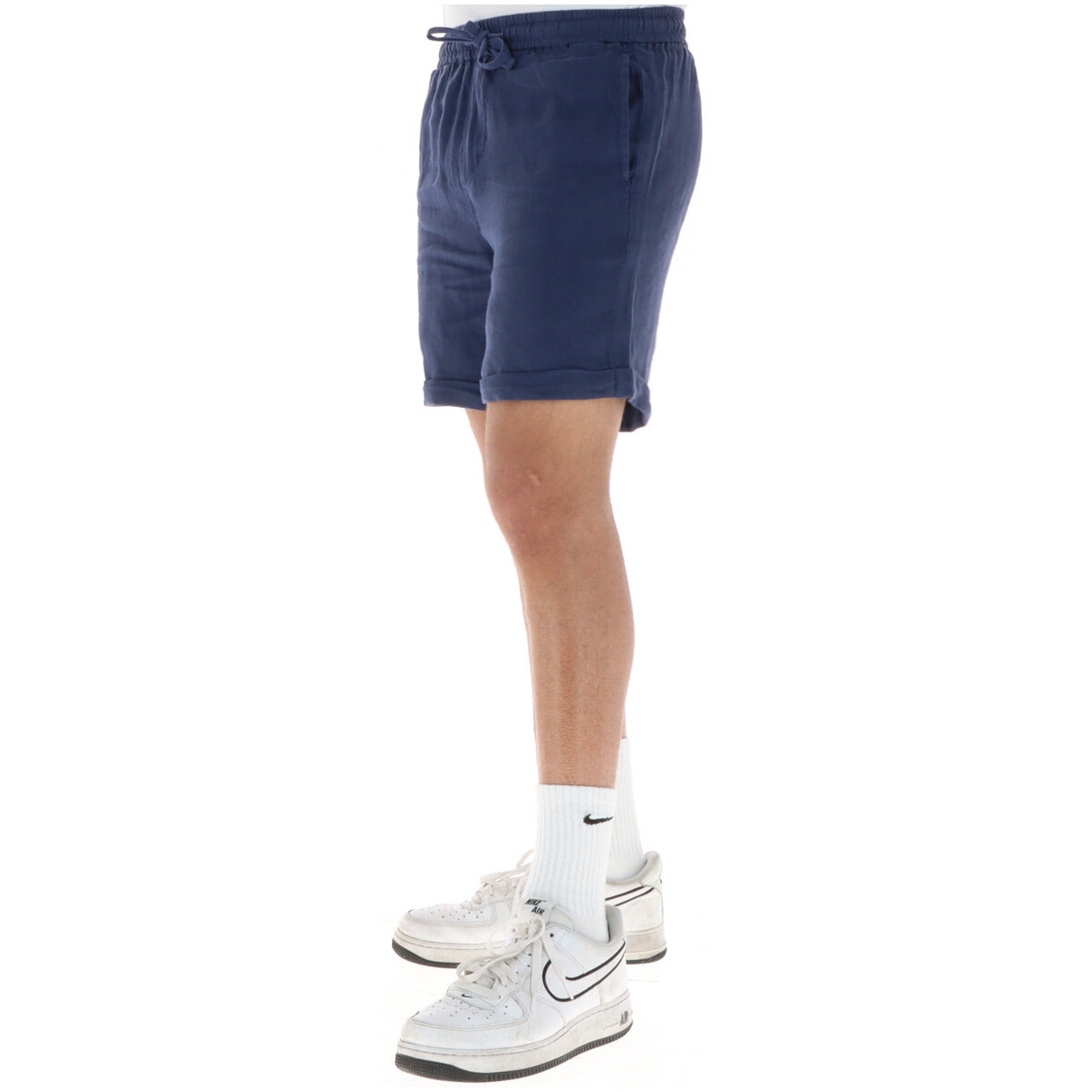 Lyle & Scott Bermudai
