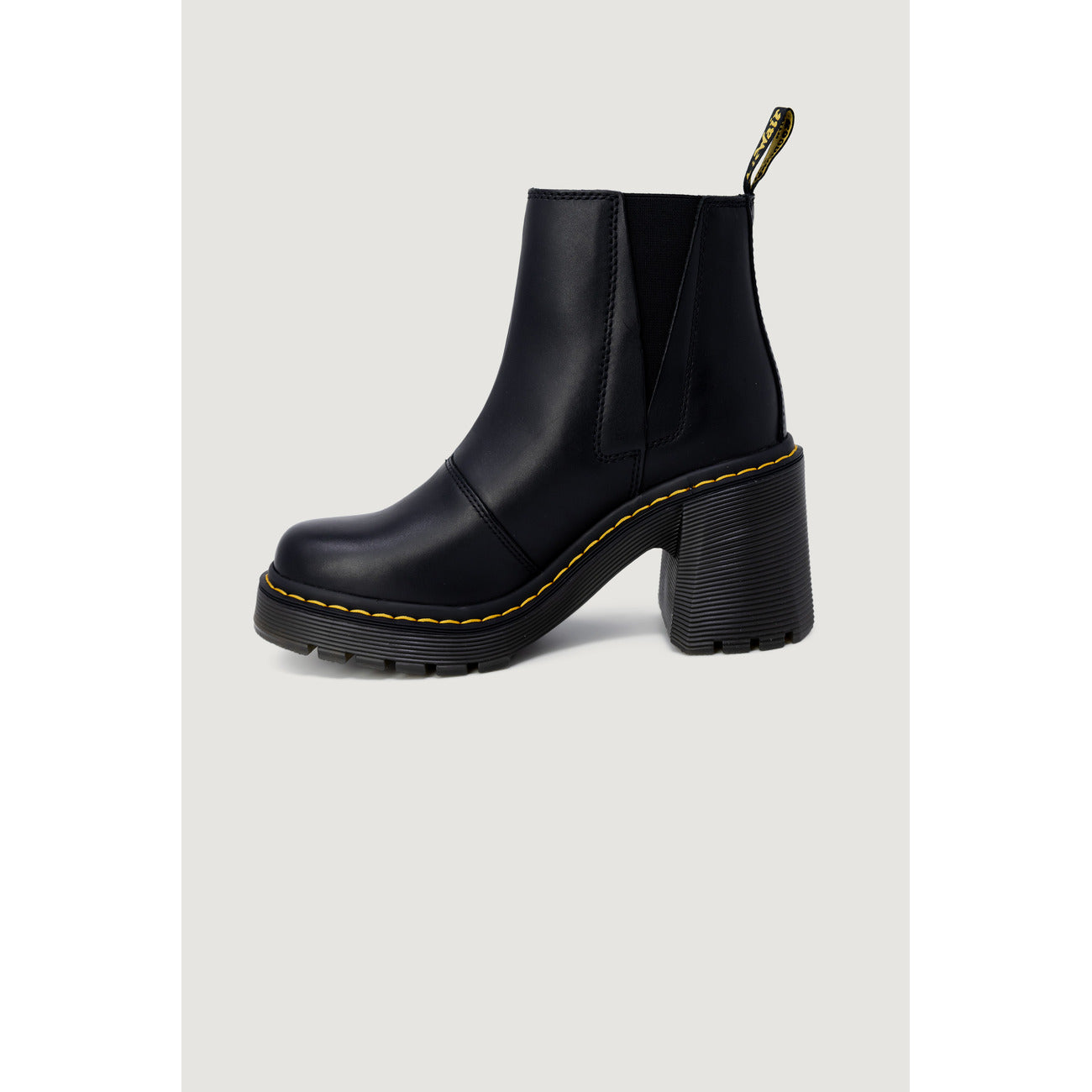 Dr. Martens Moteriški aulinukai