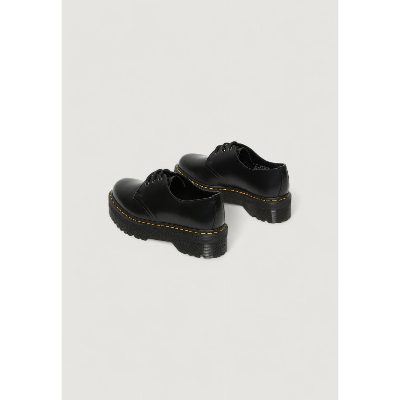 Dr. Martens Moteriški suvarstomi batai