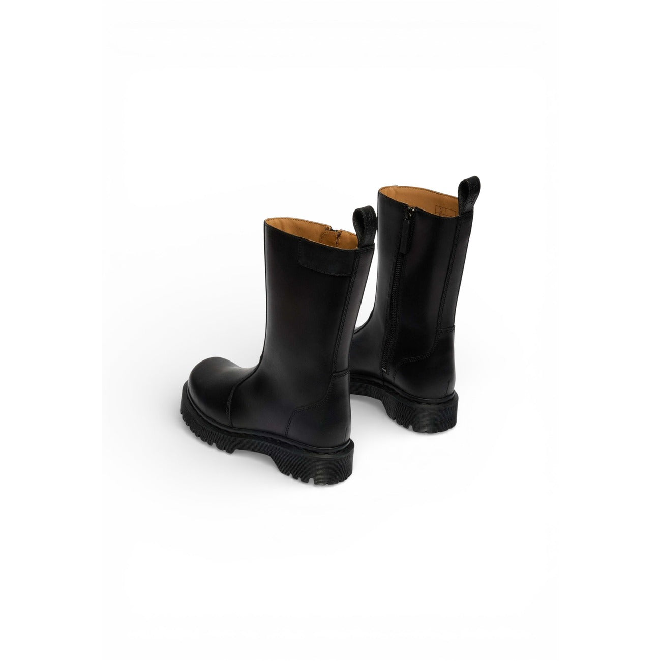 Dr. Martens Moteriški aulinukai