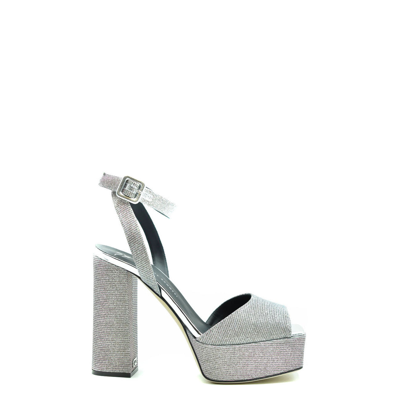 Giuseppe Zanotti Moteriškos basutės