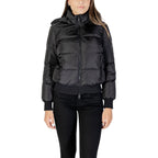 Armani Exchange Striukė