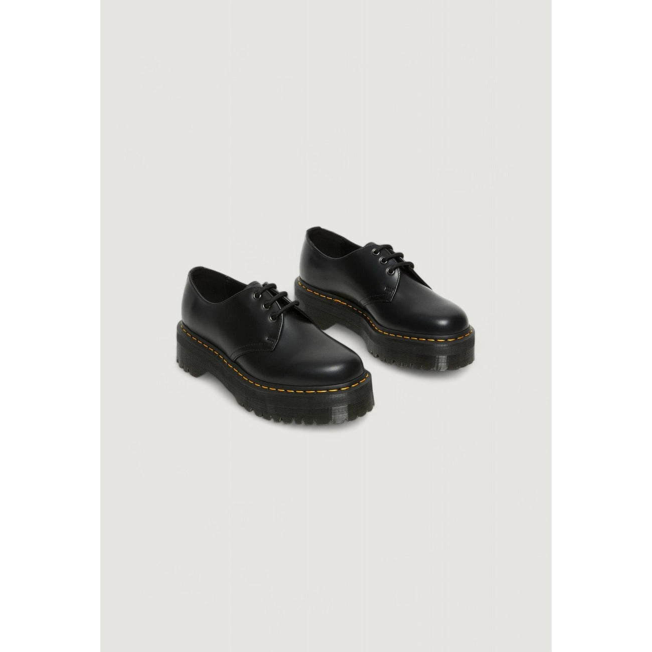 Dr. Martens Moteriški suvarstomi batai