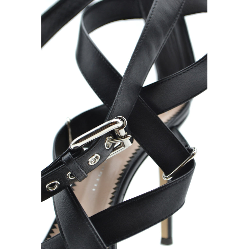 Giuseppe Zanotti Moteriškos basutės