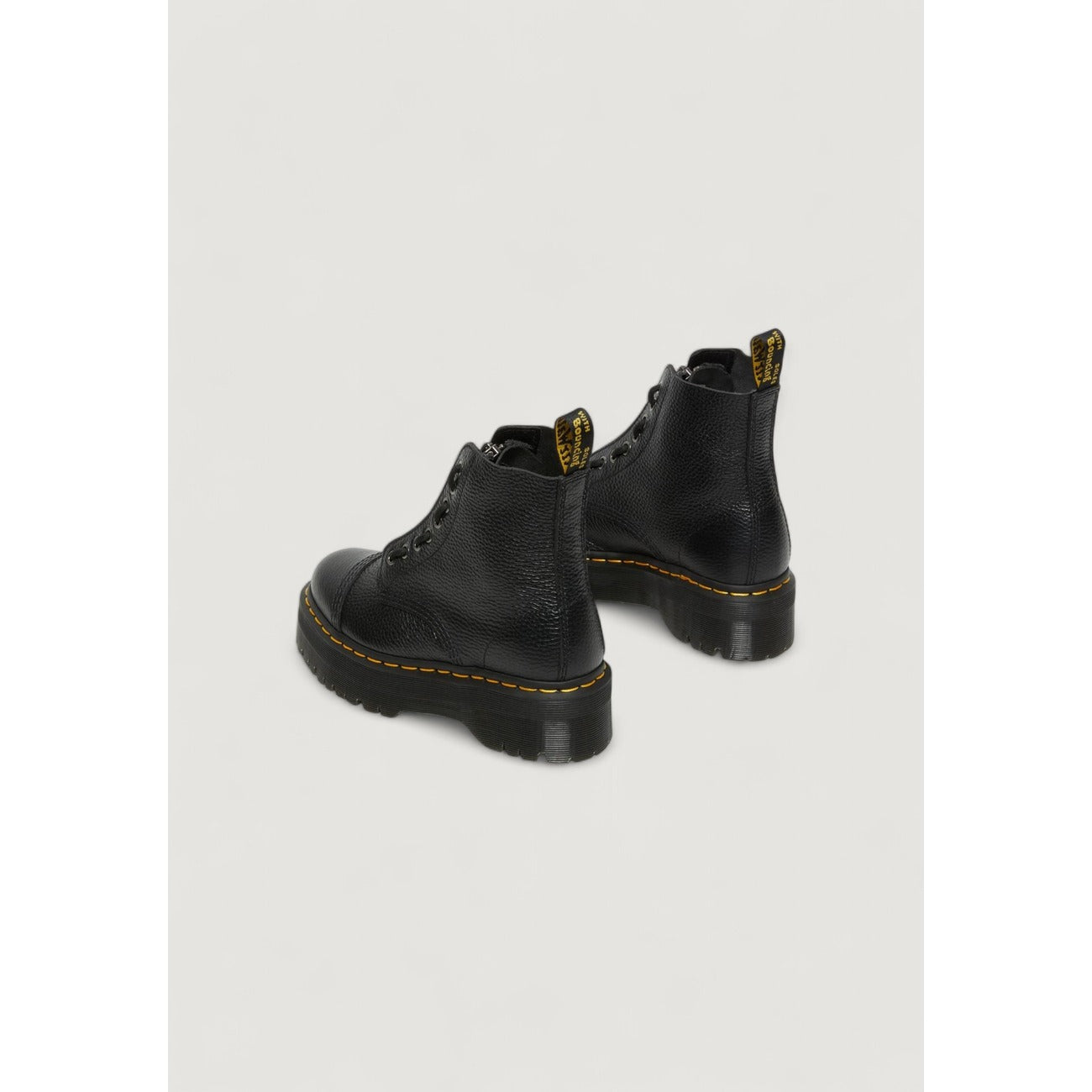 Dr. Martens Moteriški aulinukai