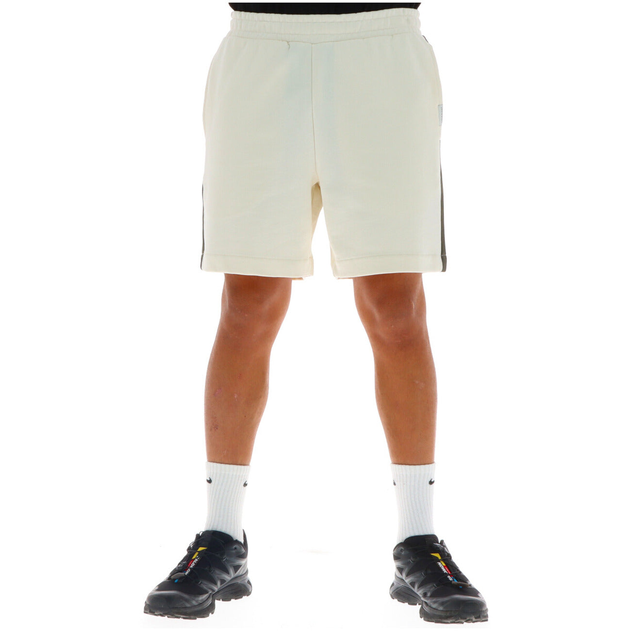 Lyle & Scott Bermudai