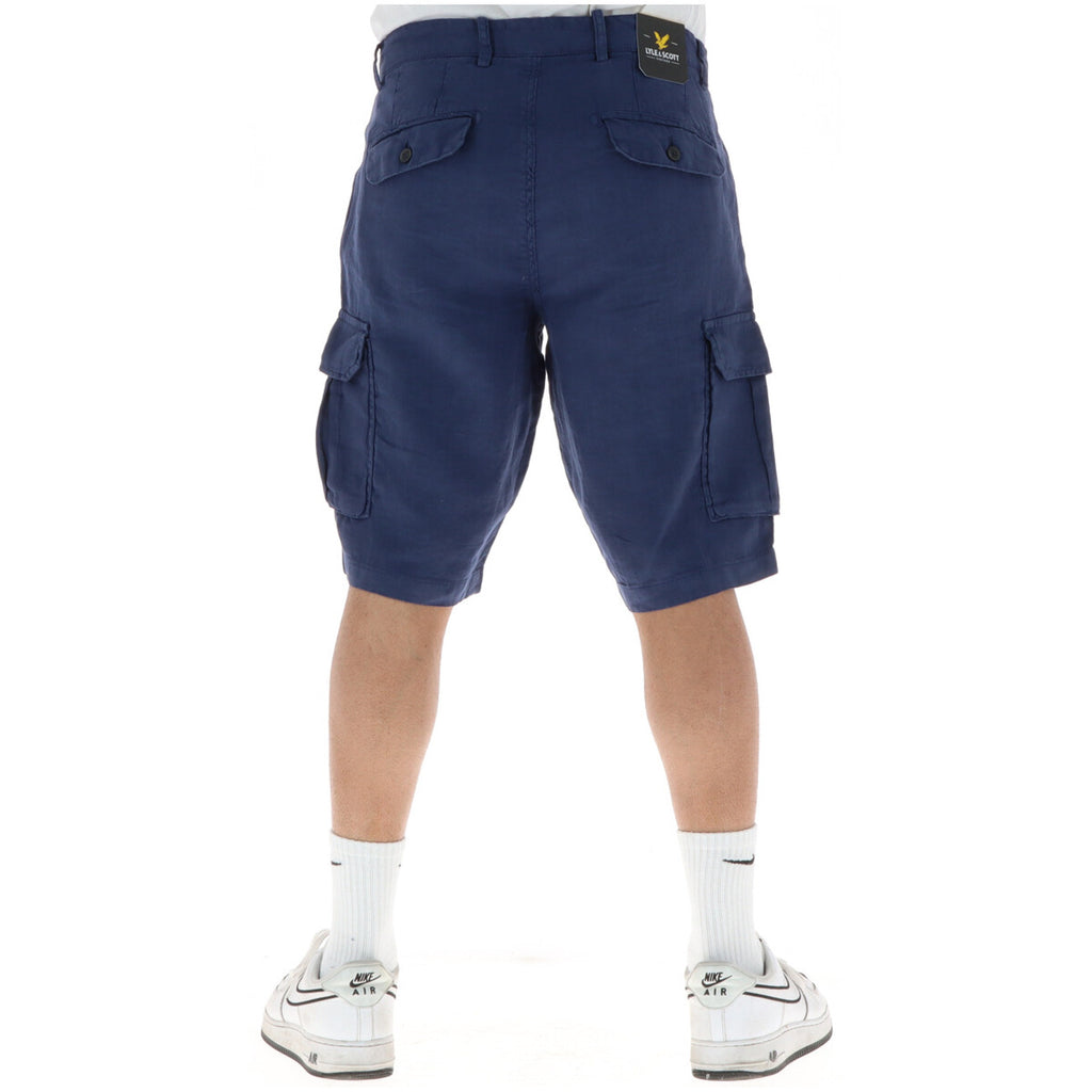 Lyle & Scott Bermudai