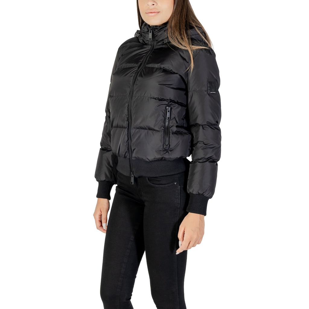 Armani Exchange Striukė