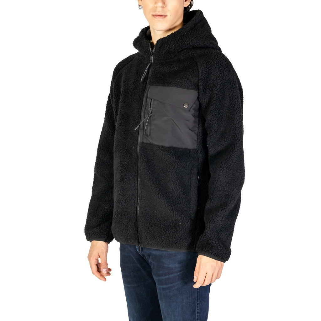 Hydra Clothing Striukė